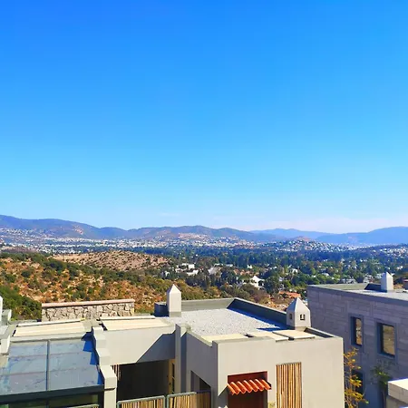 Villa Triplex Bitez - Shared Pool, Terrace & Guest *