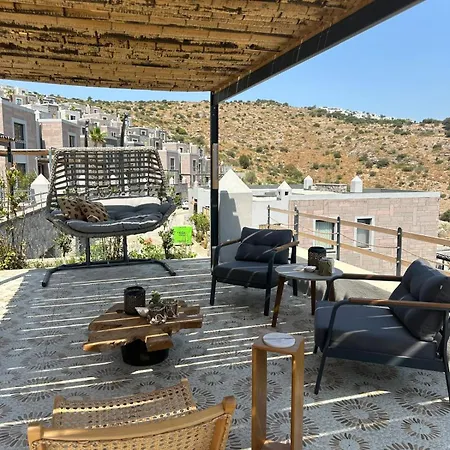 Villa Triplex Bitez - Shared Pool, Terrace & Guest Bodrum